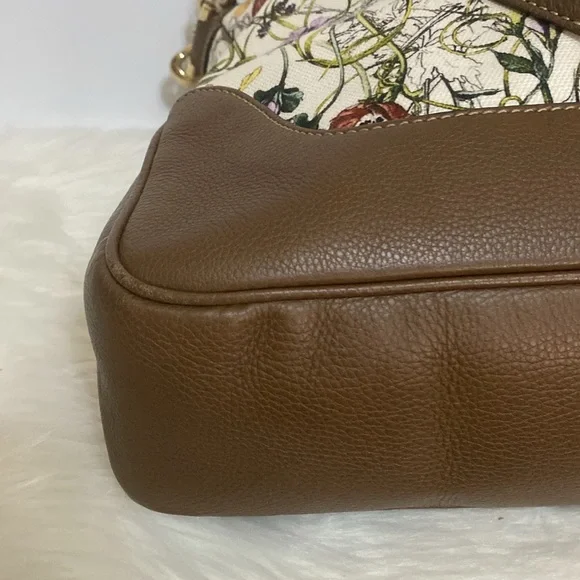 Gucci Bamboo White Floral Canvas Two Way Tote Bag - Picture 10 of 17